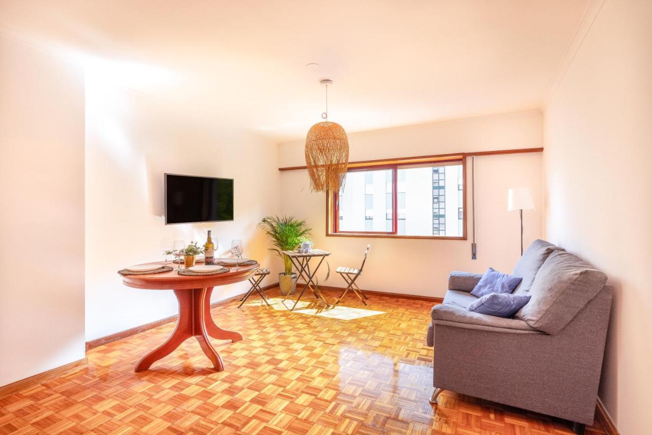 Appartamento Boavista Premium With Ac, Terrace- Parking ,Supermarket And Metro T3 OOporto Esterno foto
